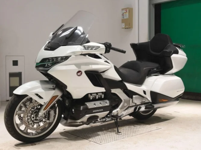 * HONDA GOLD WING Tour !!! *
