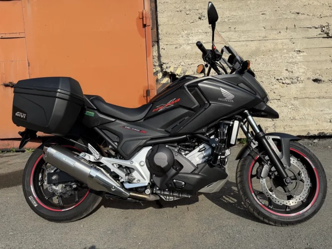 * Доставляется в Екатеринбург  !  *  HONDA NC750X  DCT ! Автомат !