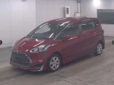 * ВРУЧЁН ! * TOYOTA SIENTA * 4