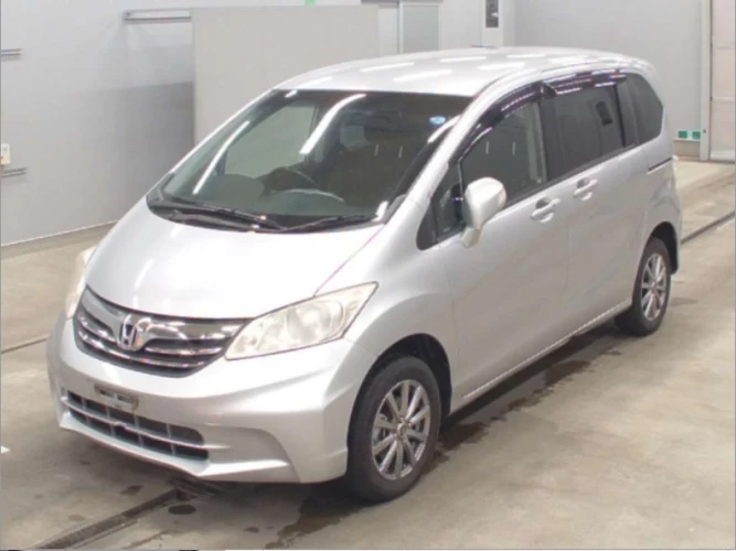 * ВРУЧЁН ! * HONDA	FREED * GB4-1502527 *