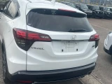 Вручён ! * HONDA	VEZEL * RU1-1401035 * 19