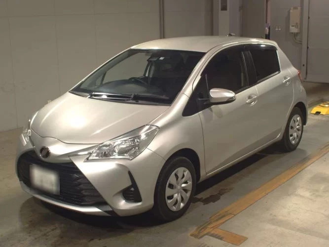 * ВРУЧЁН ! * TOYOTA VITZ * KSP130-4025383 *