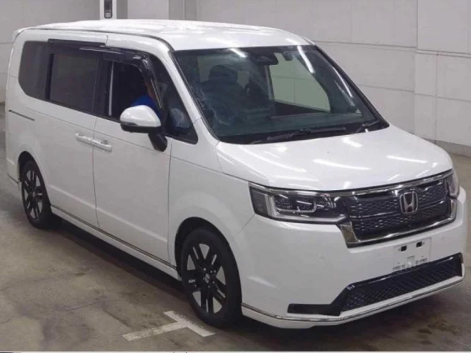 Вручён в Москве ! / HONDA STEPWGN