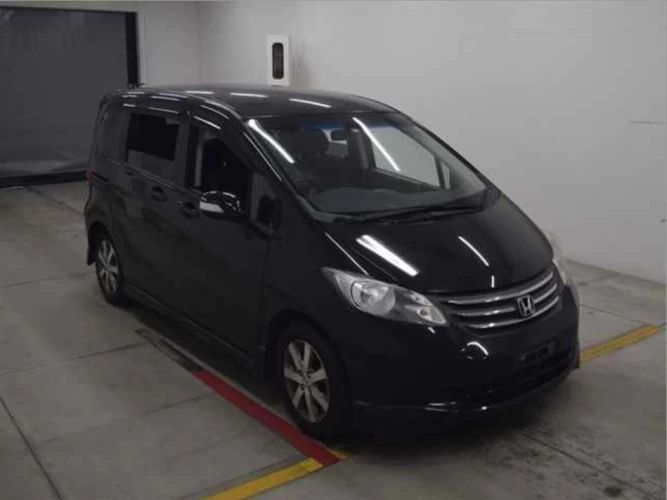 * ВРУЧЁН ! * HONDA	FREED *	GB3-1104882 *