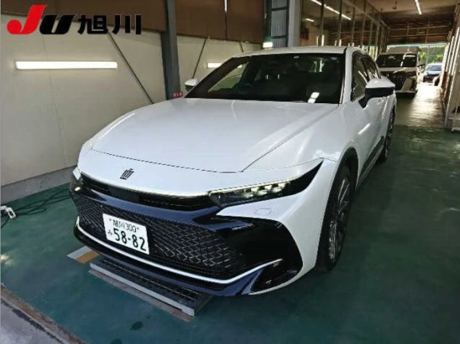 * TOYOTA CROWN * Доставлен с аукциона, ожидает отправку, приход Владивосток сентябрь