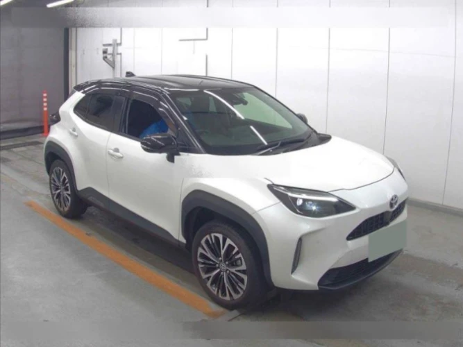 * Приход Владивосток 26.06.25 * TOYOTA	YARIS CROSS *