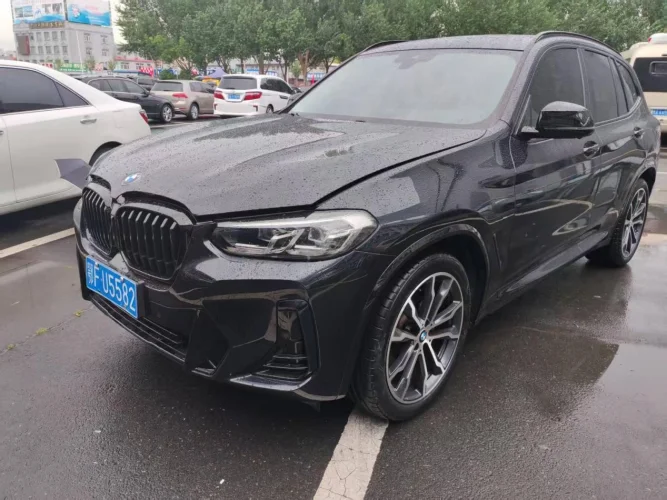 * Доставляется из Китая * BMW X3 * LBV31DU05NS368968 *