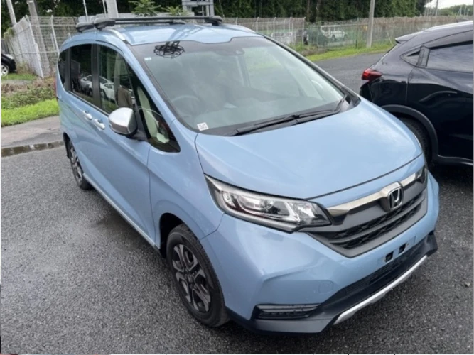 * Доставлен с аукциона * HONDA FREED+ ! *