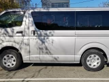 * ПРОДАЁТСЯ ! во Владивостоке ! * БЕЗ ПРОБЕГА ! * TOYOTA	HIACE * KDH206-8124736 * 4