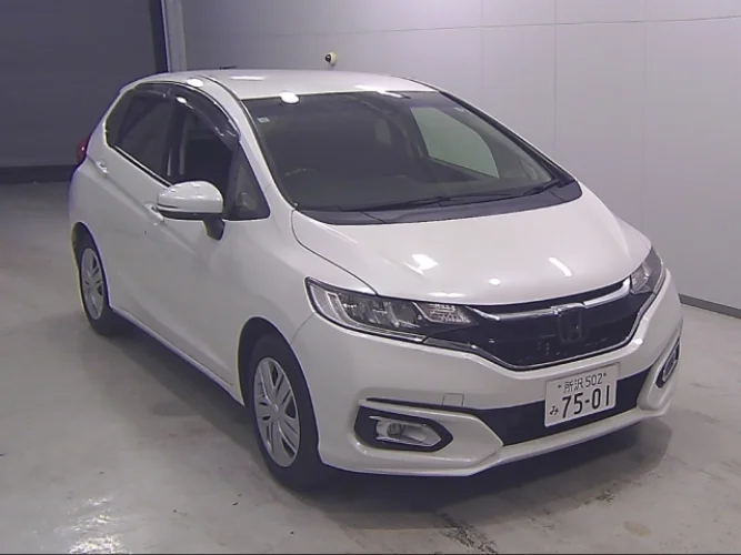 * Оплачен, доставляется с аукциона * HONDA FIT *