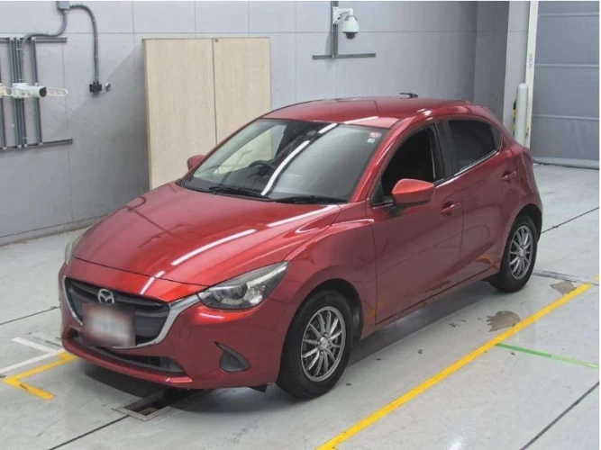 * ВРУЧЁН ! * MAZDA DEMIO * DJ3FS-135376 *