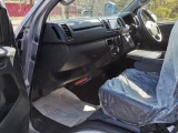 * ПРОДАЁТСЯ ! во Владивостоке ! * БЕЗ ПРОБЕГА ! * TOYOTA	HIACE * KDH206-8124736 * 7