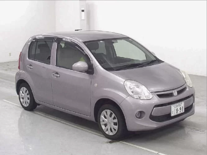 * ВРУЧЁН ! * TOYOTA PASSO * KGC30-0190334 *